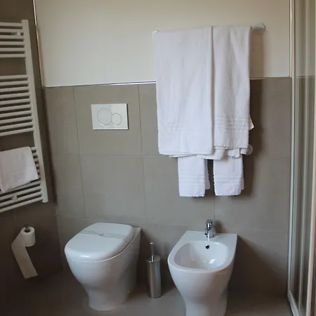 拉佩斯酒店 3* 圣莫罗·托里尼塞