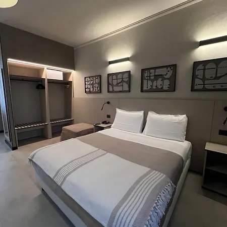 La Pace ホテル 3*